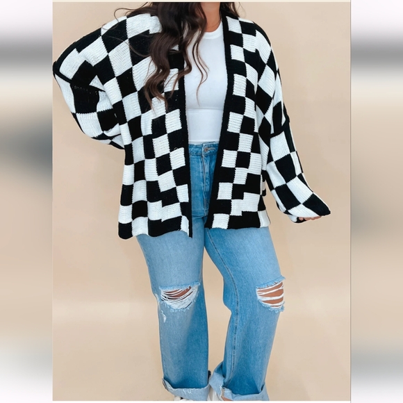 NWOT~Shop Talulah Oaklee Black And White Checkered Cardigan - Picture 1 of 5